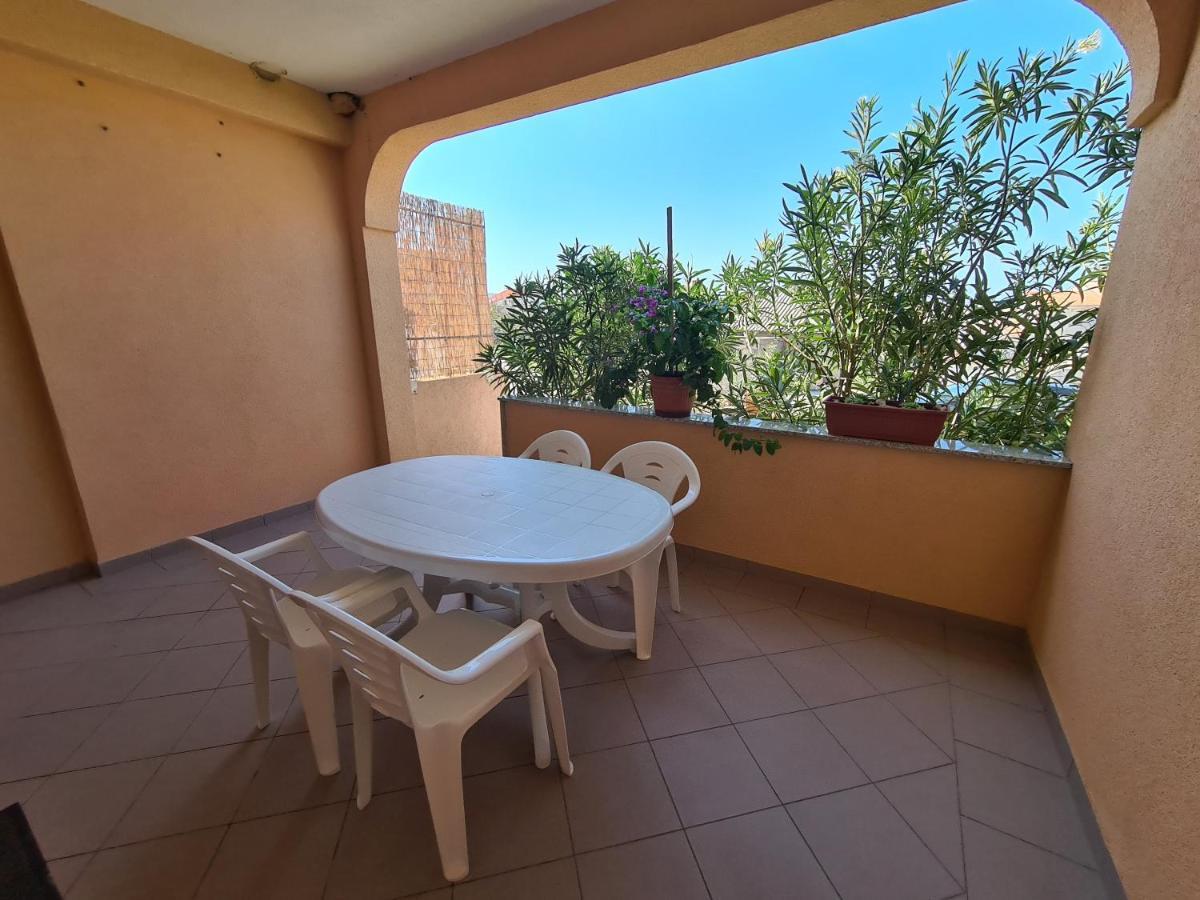Apartments Barbati Kustići Екстериор снимка