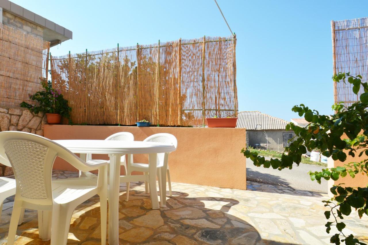 Apartments Barbati Kustići Екстериор снимка