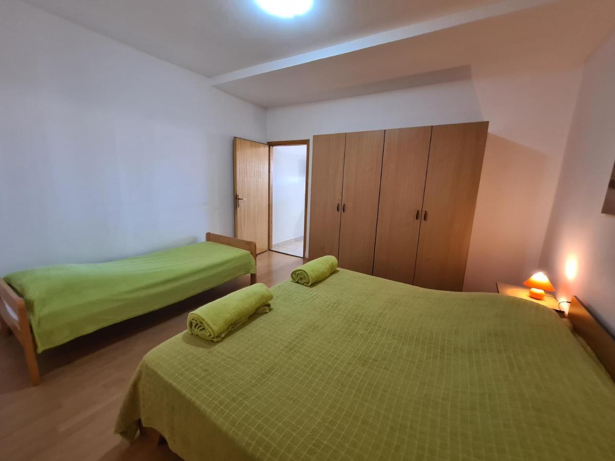 Apartments Barbati Kustići Екстериор снимка