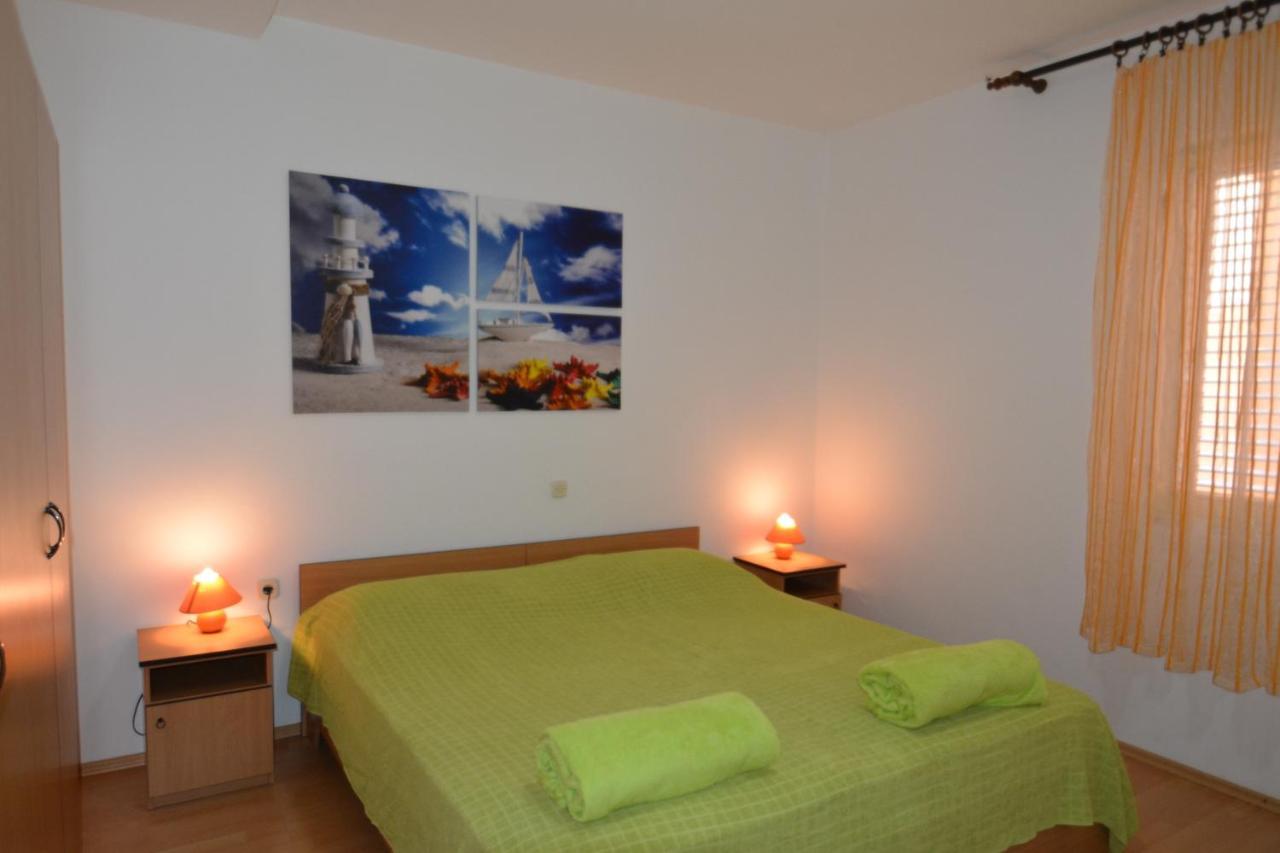 Apartments Barbati Kustići Екстериор снимка