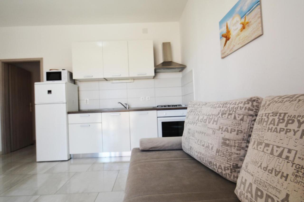 Apartments Barbati Kustići Екстериор снимка