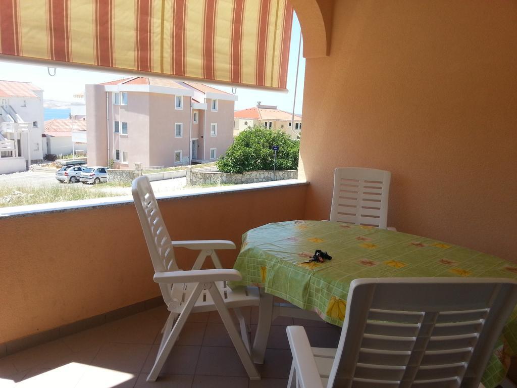 Apartments Barbati Kustići Стая снимка