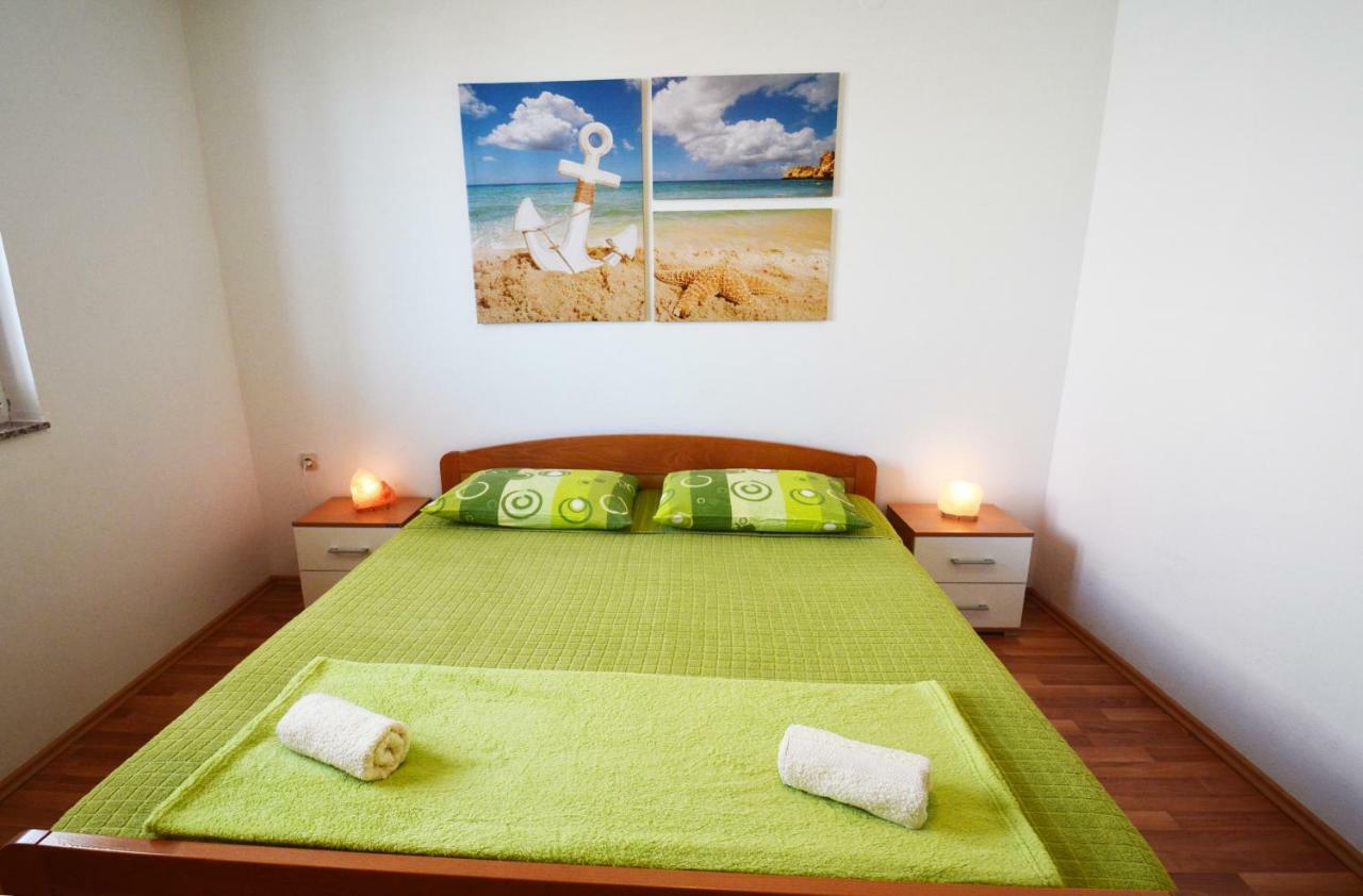 Apartments Barbati Kustići Екстериор снимка