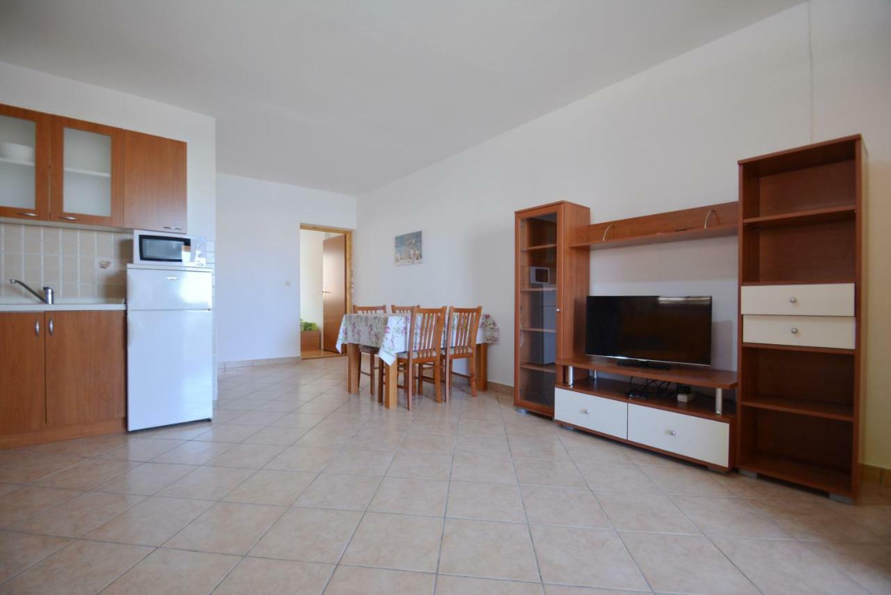 Apartments Barbati Kustići Екстериор снимка
